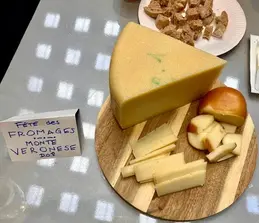 665-biocoop-au-gre-des-saisons-issysalon-vins-et-fromages-1.webp