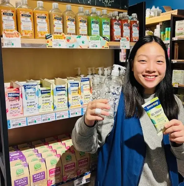 Nouveauté en magasin: les gels douches et shampoings à diluer !